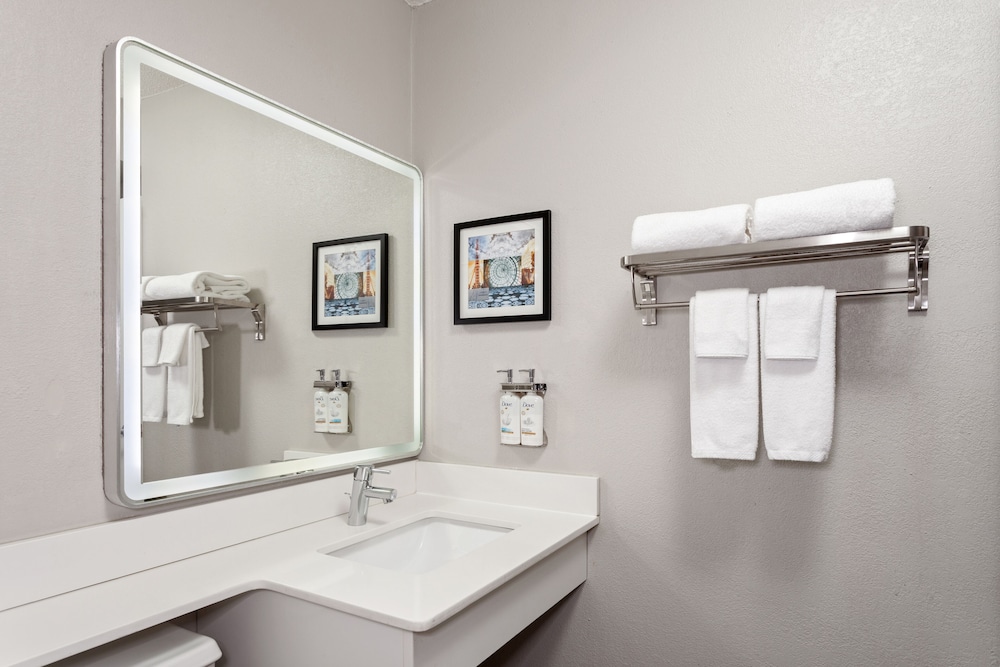 Standard Room - Photo 7