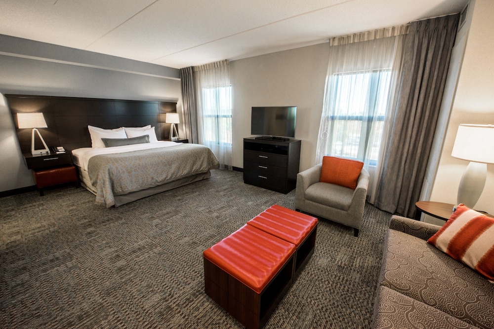 Suite, 1 Bedroom, Accessible, Kitchen (Comm Access) photo 3