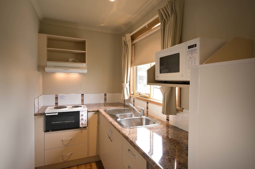 Cabin, 2 Bedrooms, Kitchenette photo 3