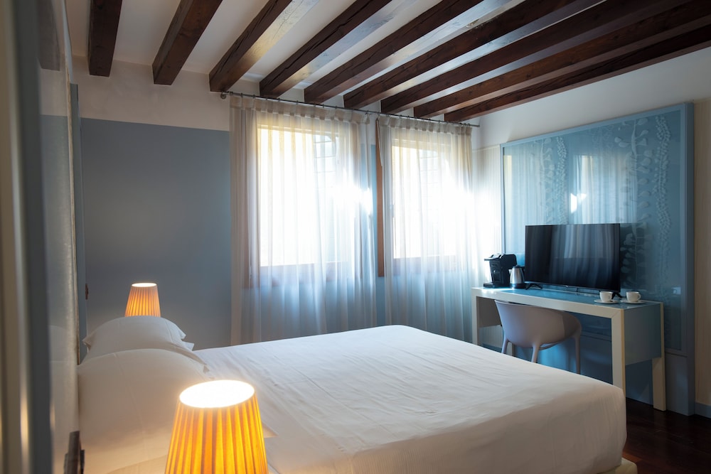 Deluxe Room photo 2