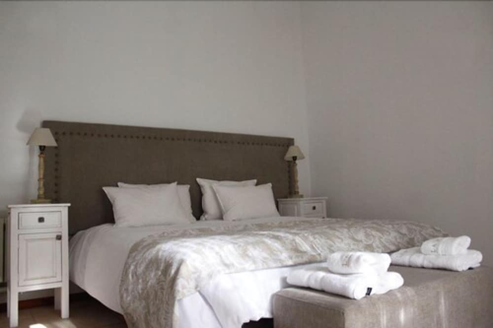 Classic Room, Non Smoking, Garden View photo 1