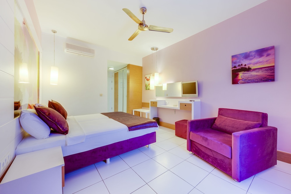 Standard Room photo 3