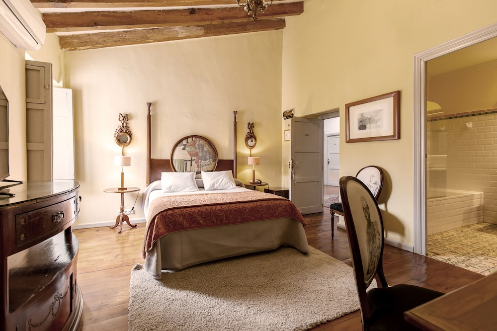 Superior Double or Twin Room, Ensuite - Photo 15