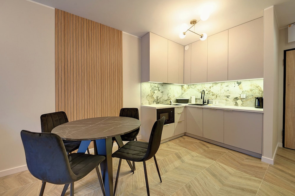 Apartment - Photo 18