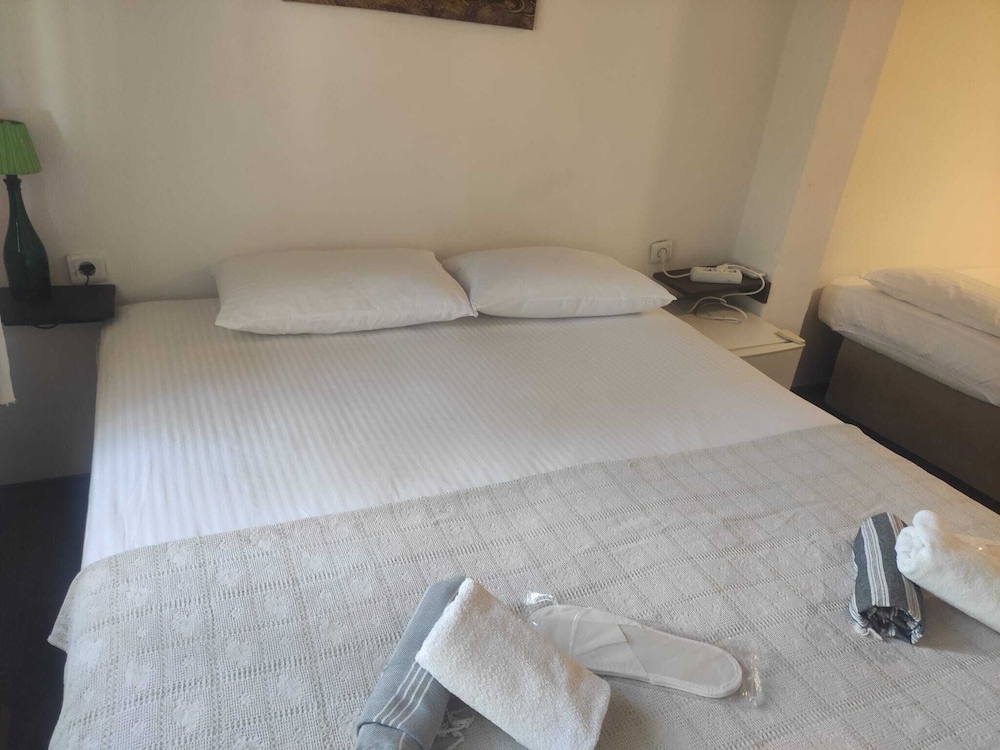 Room 7 photo 3