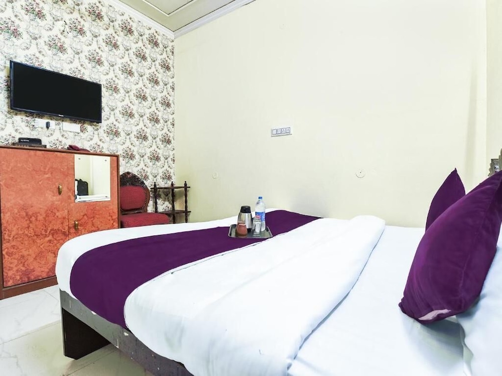 Deluxe Room - Photo 8