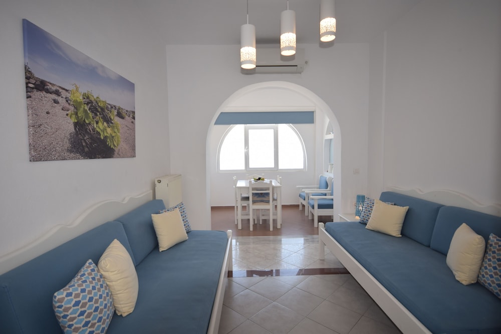 Apartment, 1 Bedroom (Caldera View) - Photo 7