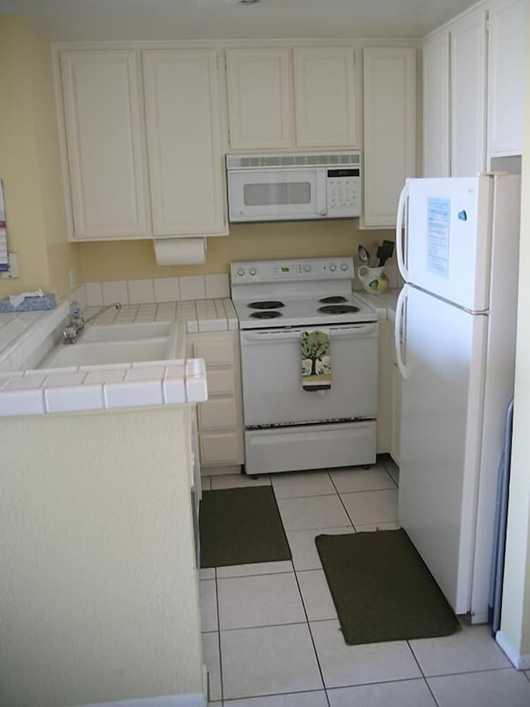 Apartment, 1 Bedroom, Sea Facing photo 2