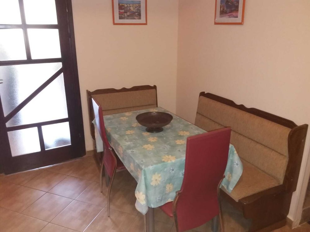 Double Room (R2) - Photo 7