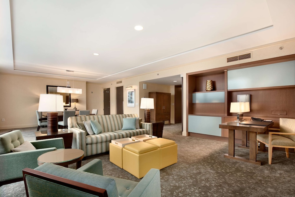 Executive Suite, 1 King Bed (MT Washington) - Photo 8