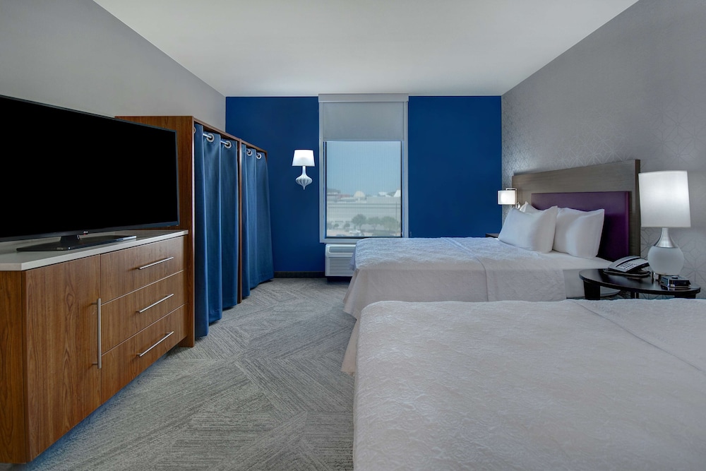Suite, 2 Queen Beds, Non Smoking photo 3