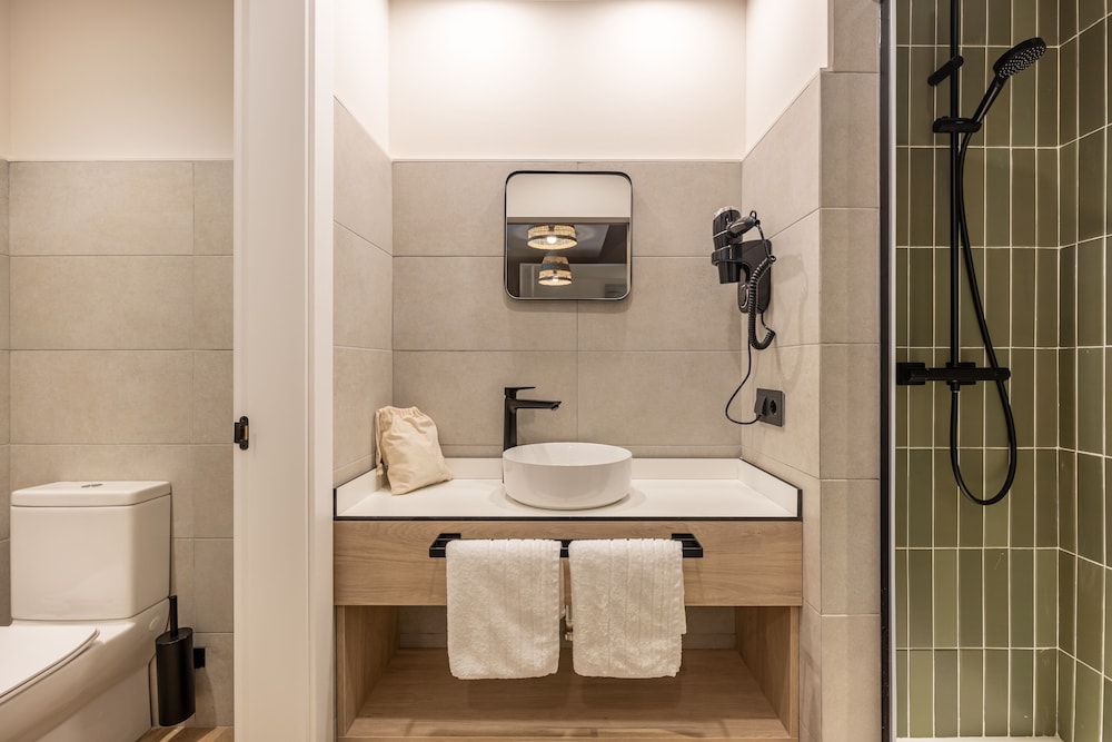 Room for 4 people with private bathroom photo 3