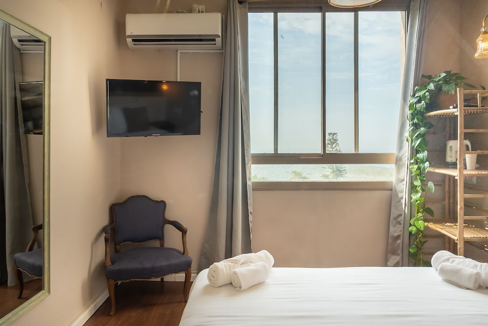 Economy Double Room photo 3