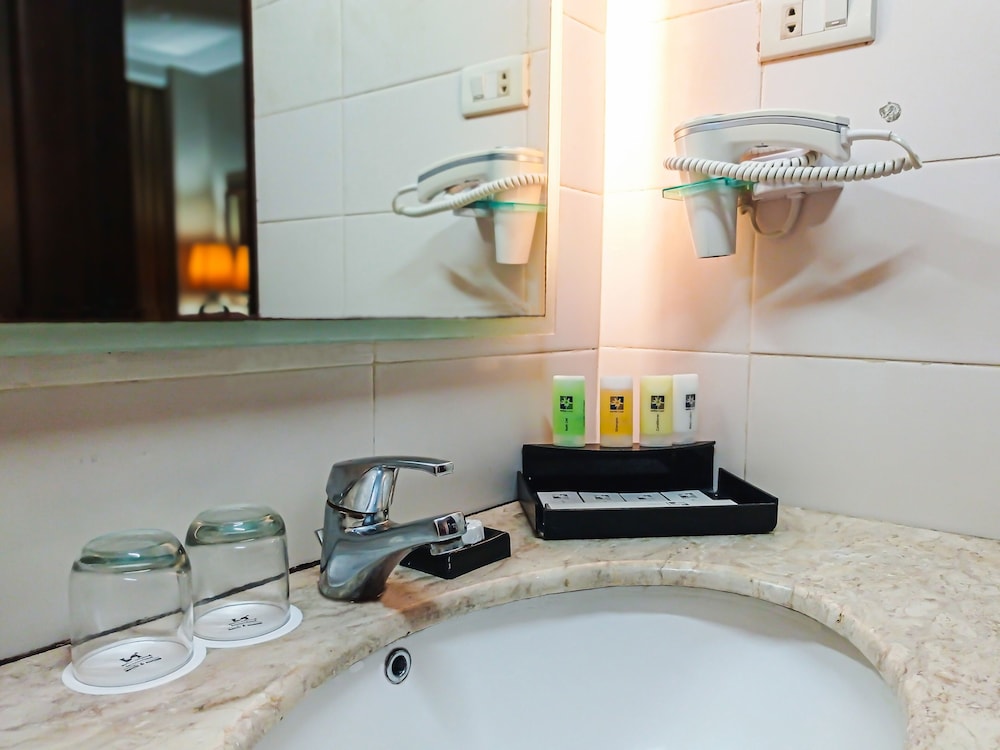 Superior Deluxe Twin Room - Photo 2
