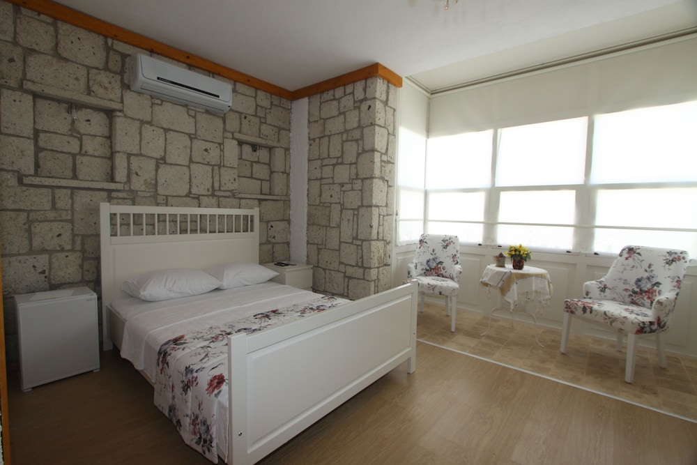 Junior Room