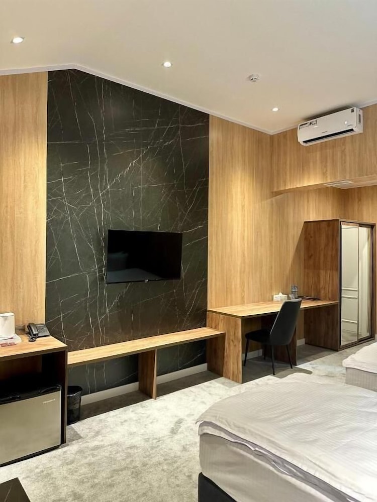 Comfort Room photo 2