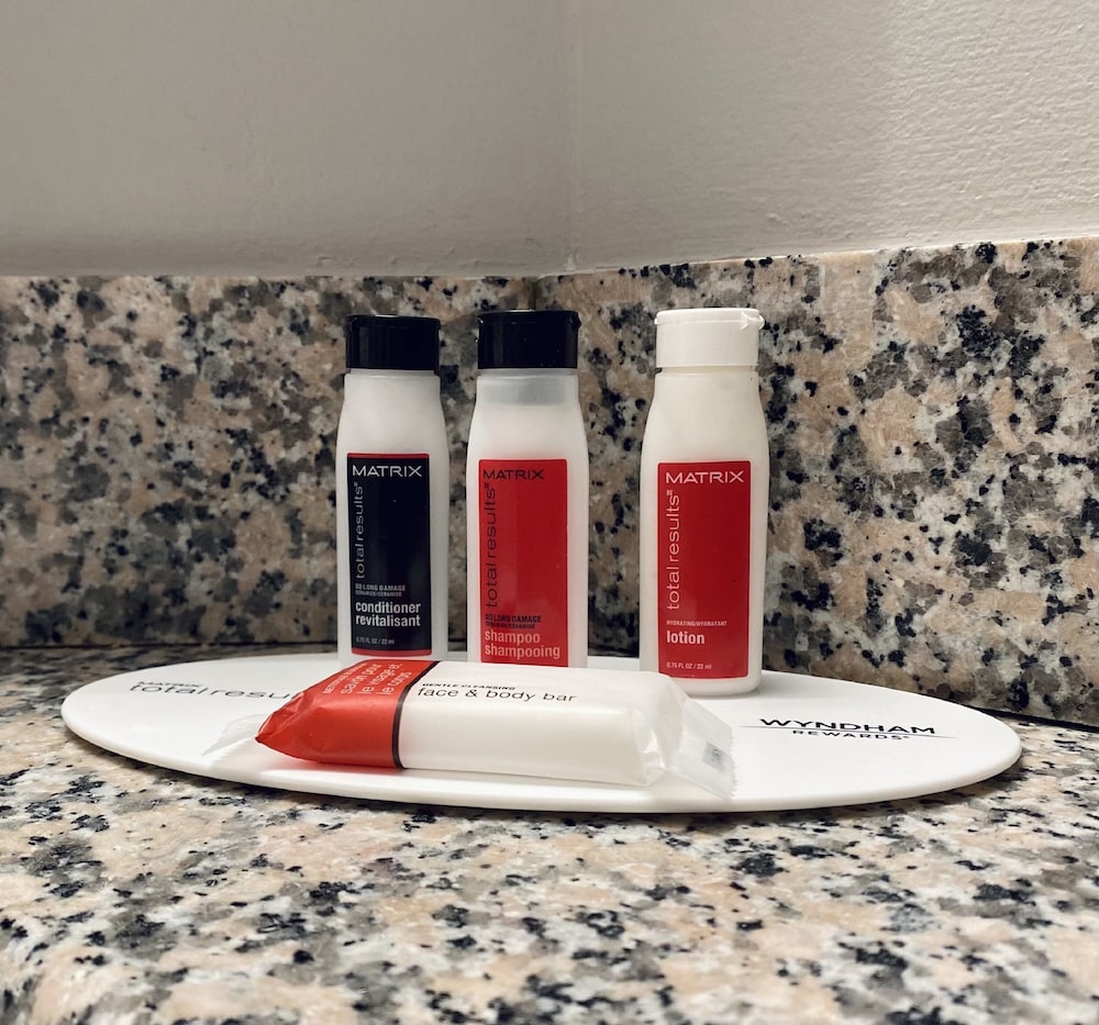 Ramada by Wyndham Hartford North - Bradley Airport, Kuva 3