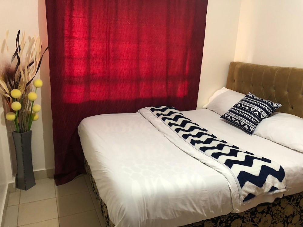 Family Apartment photo 3