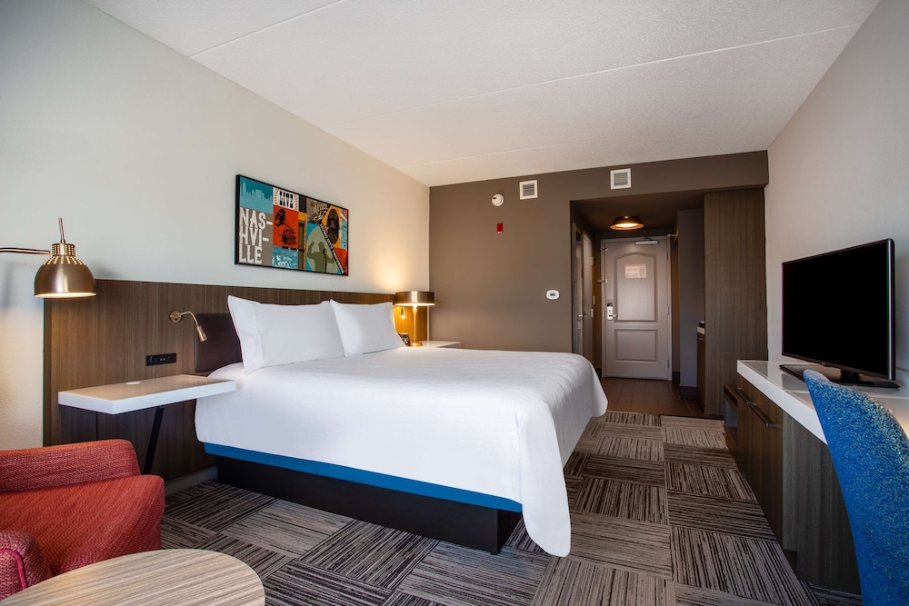 Room, 1 King Bed, Accessible - Photo 1