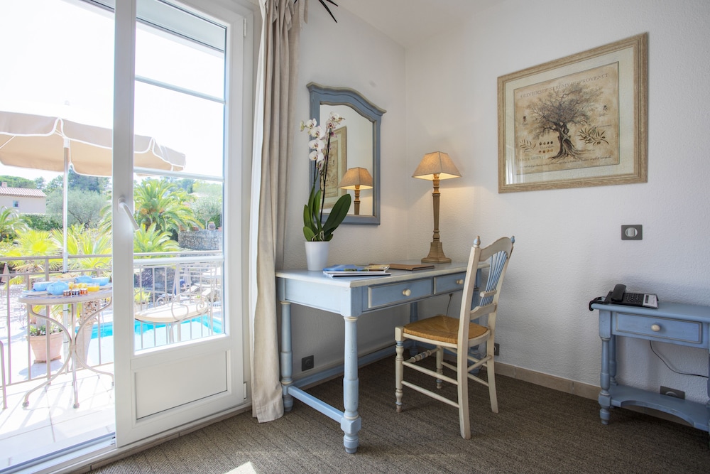 Superior Single Room, 1 Double Bed (First Floor) photo 2