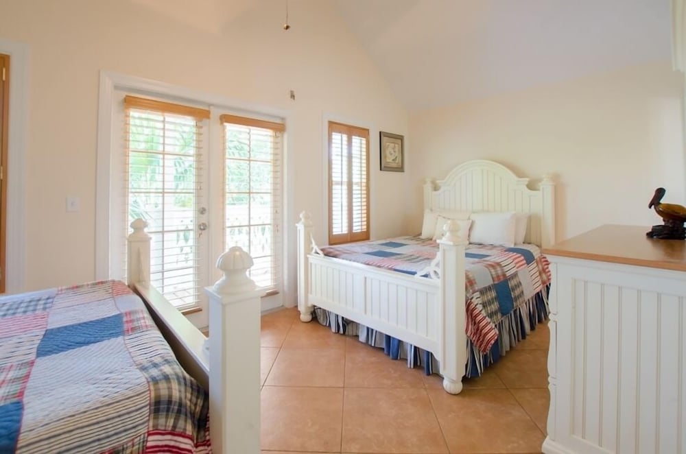 Villa photo 1