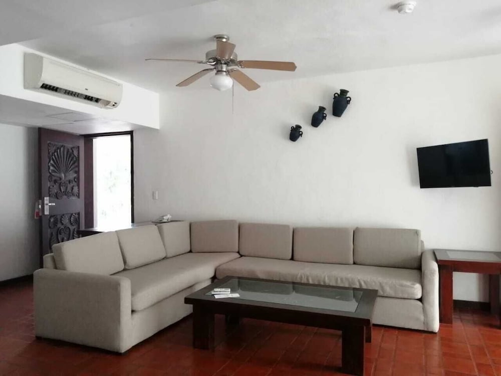 1 Bedroom Villa - Photo 8