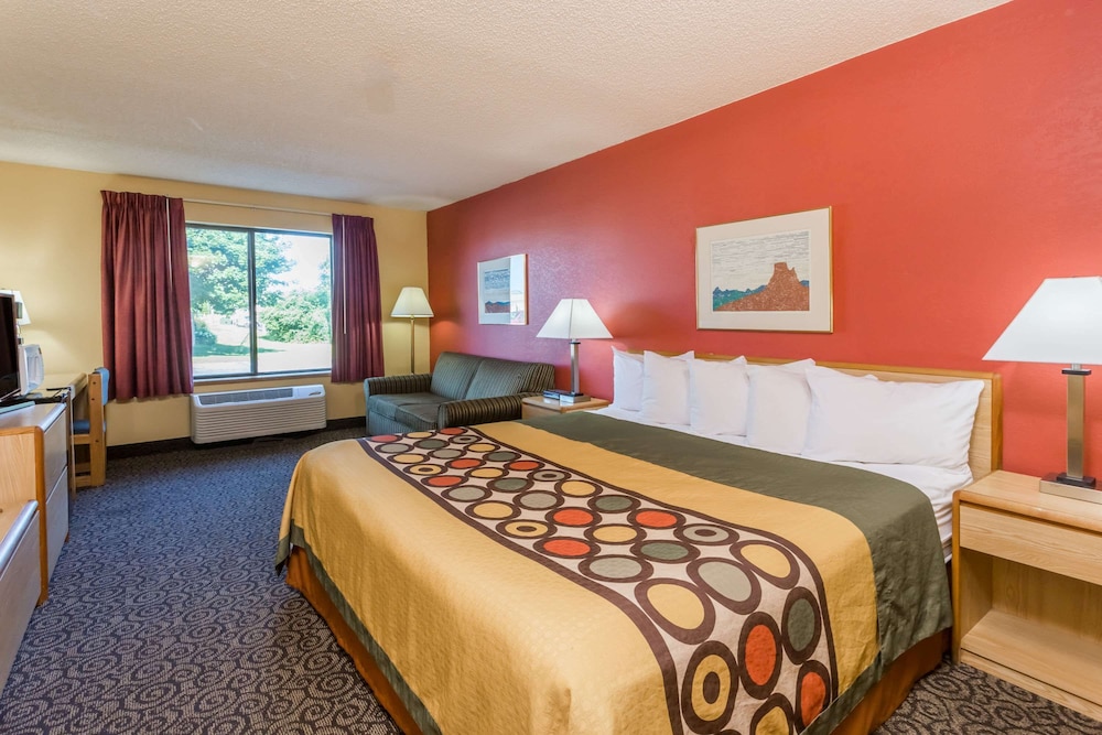 Standard Room, 1 King Bed - Photo 1