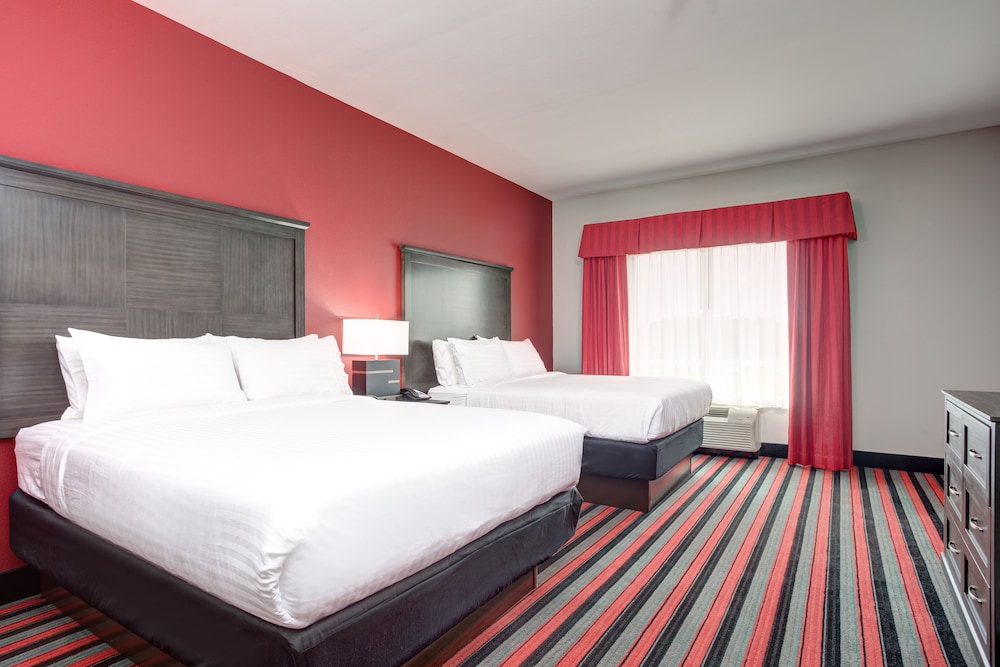 Suite, Multiple Beds