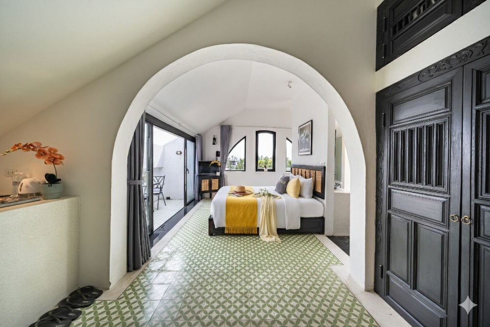 Superior Double Room, Balcony, Garden View