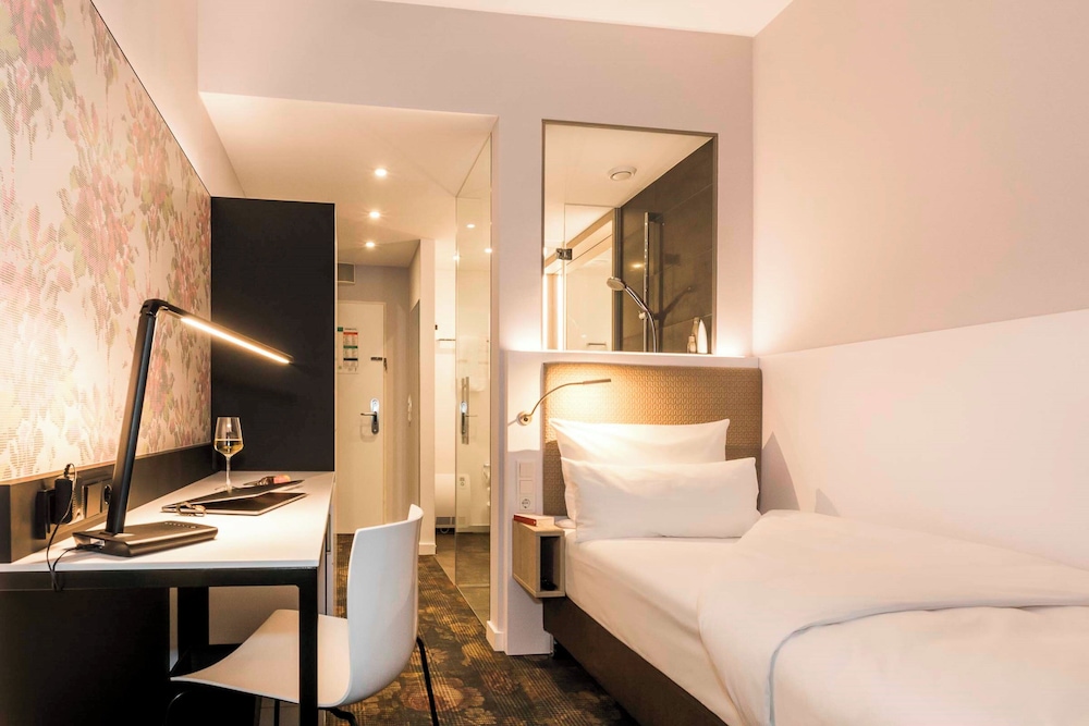 Business Single Room