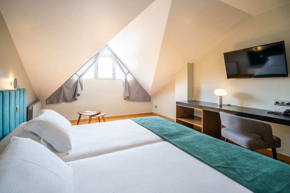 Twin Room - Photo 4