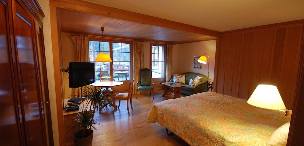 Deluxe Double Room photo 2