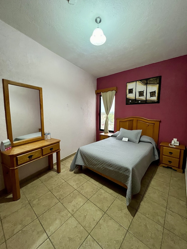 Basic Room photo 2