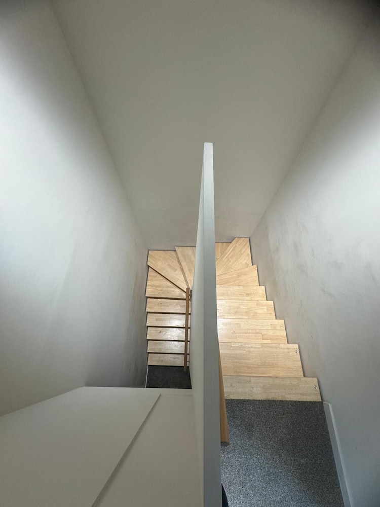 Attic Room photo 2