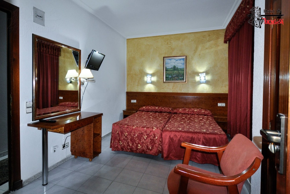 Basic Room photo 2