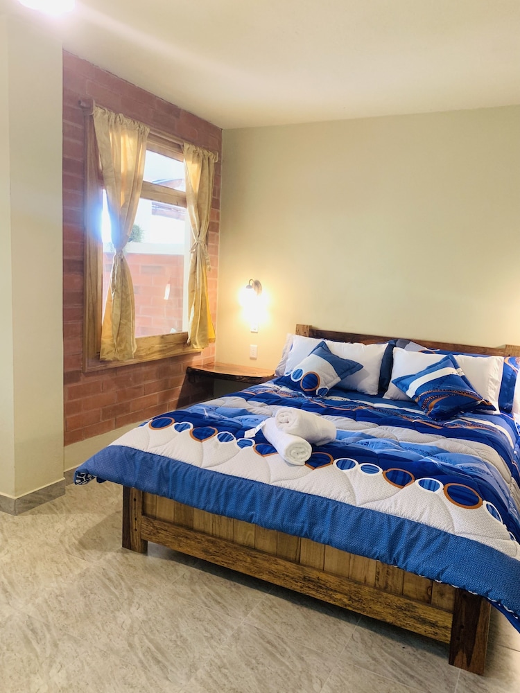 Basic Triple Room photo 2