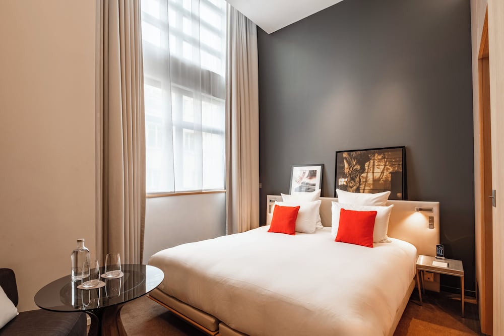 Connecting Family Duplex Suite