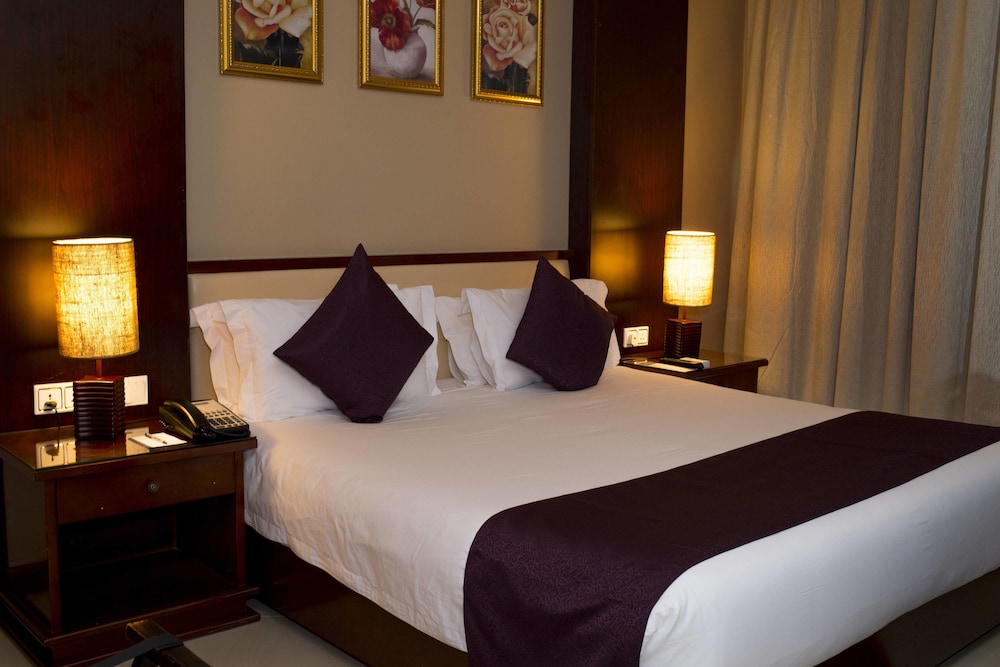 Room, 1 Queen Bed (Balcony) photo 1