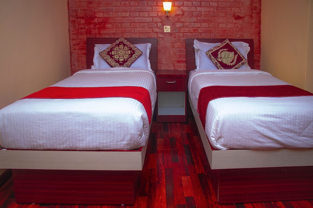 Deluxe Twin Room photo 1