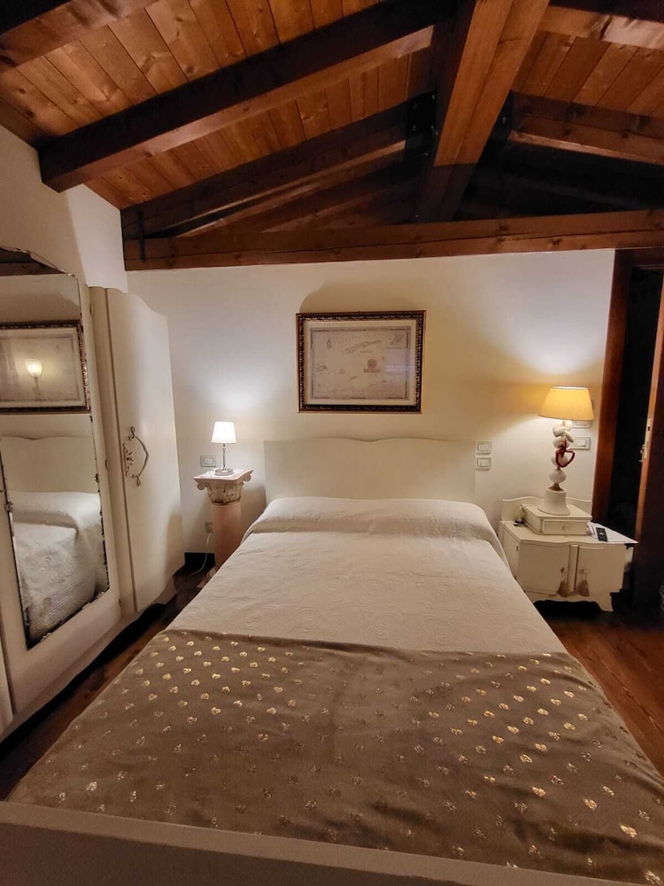 Double Room, Mountain View photo 2