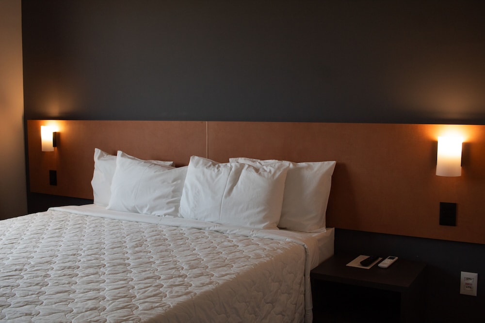 Deluxe Room, 1 Queen Bed