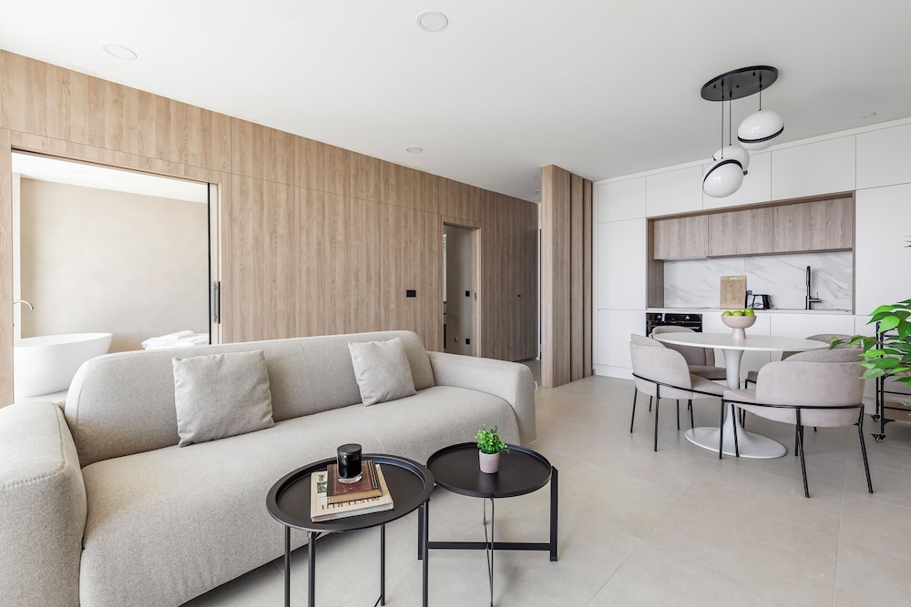 Luxury Apartment, Sea View photo 3