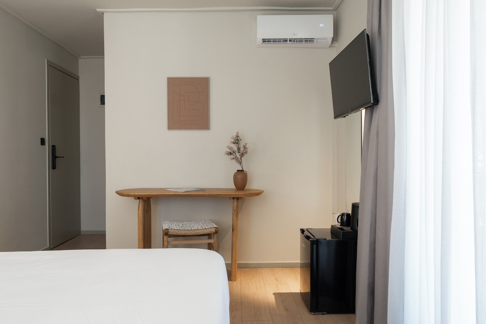 Premium Double Room, Balcony photo 2