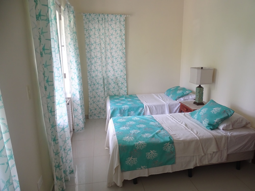 Comfort Suite, Multiple Beds, Non Smoking (131, 431) photo 2