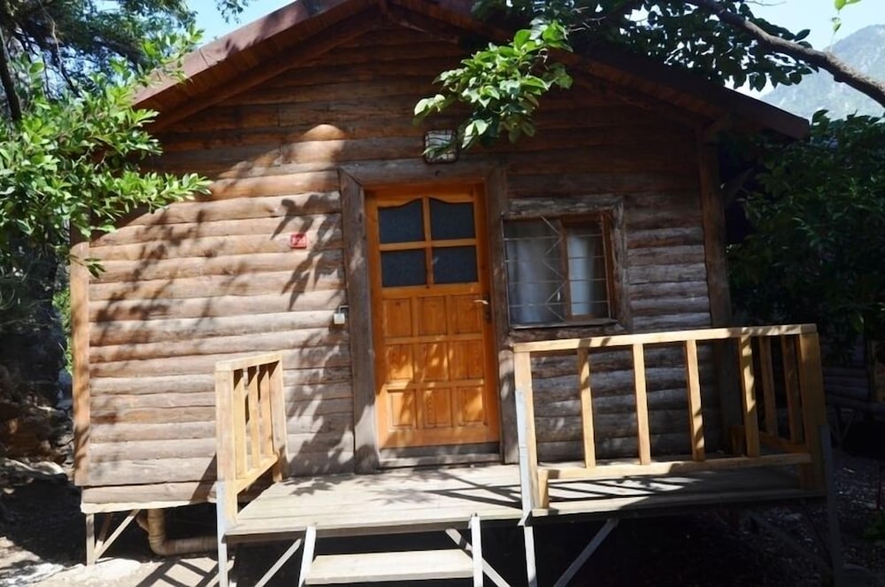 Family Bungalow photo 1