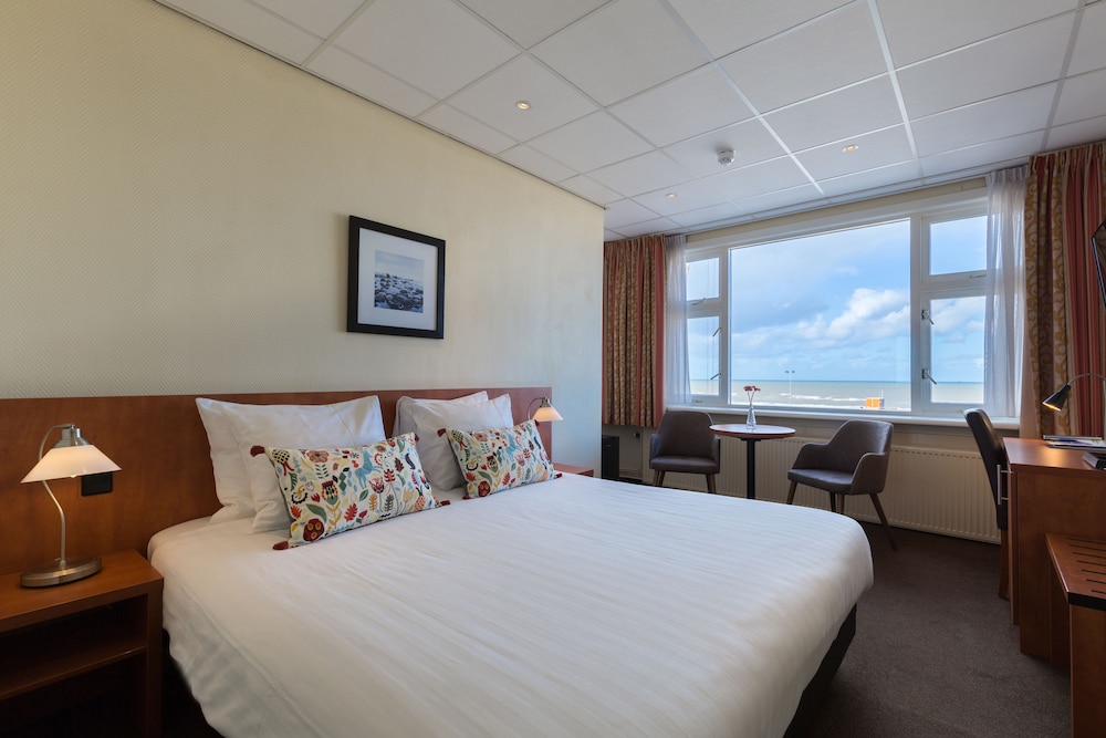 Comfort Room, Sea View photo 1
