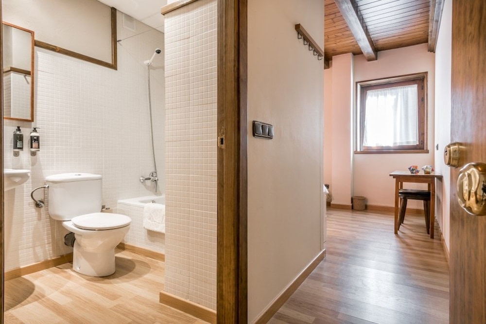 Superior Double Or Twin Room photo 3