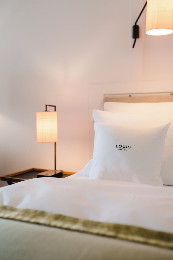 Deluxe Room, Courtyard View