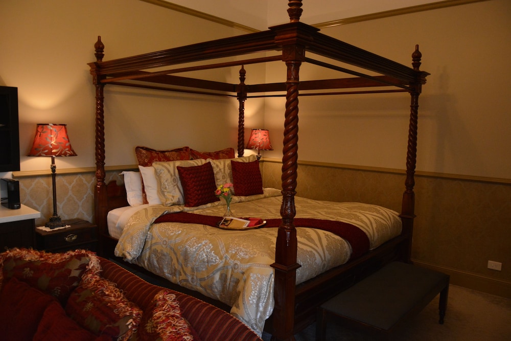 Executive Suite photo 2