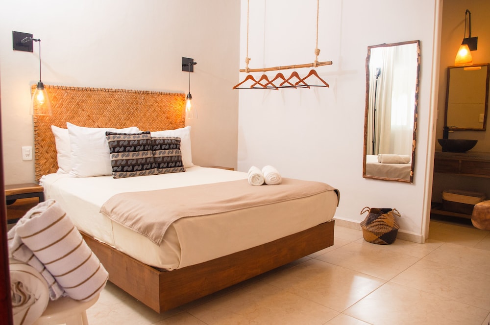 Standard Double Room - Photo 5